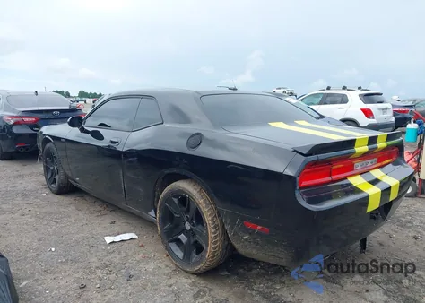 2010 Dodge Challenger R/T из США, поврежденный, VIN 2B3CJ5DT2AH110655